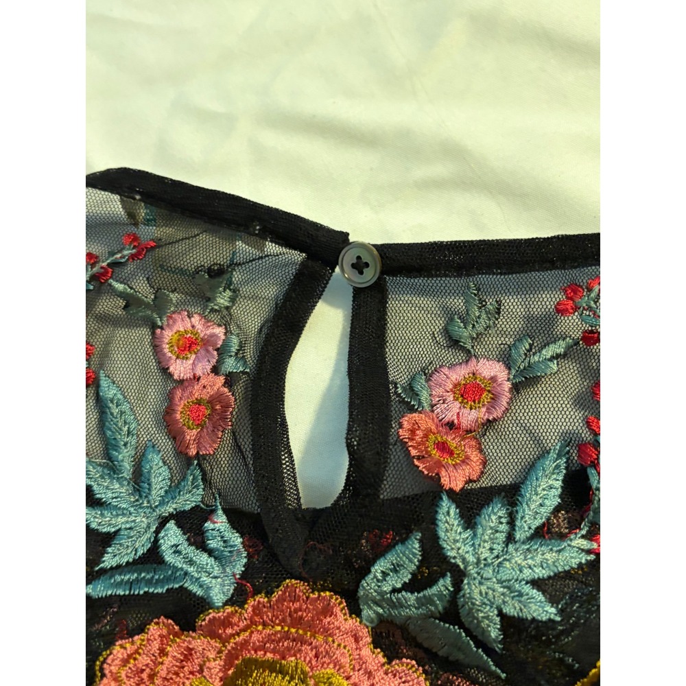 Sundance Dress Boho Floral Embroidered Mesh Black Keyhole Back Petites PM - Picture 7 of 8